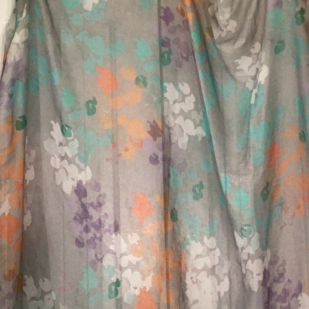 Scarf - Picture 2 of 3